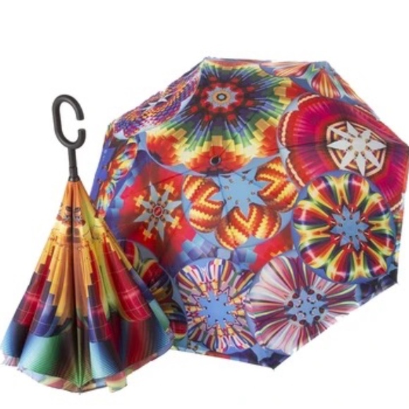 Hot Air Balloon Reverse 3D Art Umbrella - Picture 4 of 6